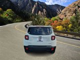 Used 2017 Jeep Renegade Latitude w/ Cold Weather Group image 4