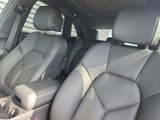 Certified 2024 Porsche Macan image 5