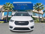New 2025 Chrysler Pacifica Select image 3