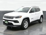 Used 2022 Jeep Compass Latitude image 2