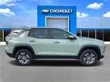 New 2025 Chevrolet Equinox LT image 2