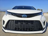 Used 2021 Toyota Sienna XSE image 4