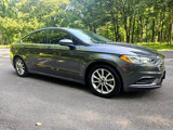 Used 2017 Ford Fusion SE image 3