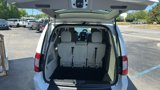 Used 2016 Chrysler Town & Country Touring w/ Driver Convenience Group image 6