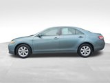 Used 2010 Toyota Camry LE image 4