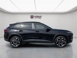 Used 2025 Chevrolet Trax RS image 2