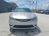 Used 2016 Chrysler 200 Limited image 2