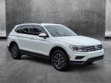 Used 2020 Volkswagen Tiguan SE w/ Panoramic Sunroof Package image 3