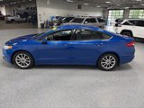 Used 2017 Ford Fusion SE w/ Fusion SE Technology Package image 4