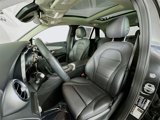 Used 2021 Mercedes-Benz GLC 300 4MATIC image 3