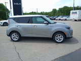 New 2025 Kia Soul LX image 2