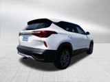 Used 2023 Kia Seltos LX image 3