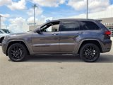 Used 2021 Jeep Grand Cherokee Laredo X image 2