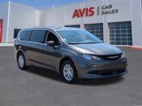 Used 2023 Chrysler Voyager LX image 3