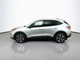 Used 2022 Ford Escape SE w/ SE Sport Appearance Package image 4