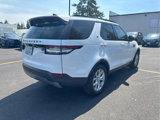 Used 2018 Land Rover Discovery SE image 4