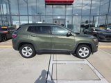 Used 2019 Jeep Compass Latitude w/ Cold Weather Group image 4