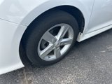 Used 2012 Toyota Camry SE image 2