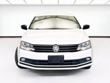 Used 2016 Volkswagen Jetta Sport image 2