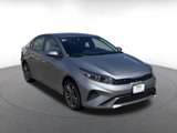 Used 2024 Kia Forte LXS image 3