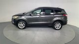 Used 2017 Ford Escape SE w/ Equipment Group 201A image 5