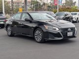 Used 2024 Nissan Altima 2.5 SV image 3