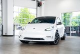 Used 2022 Tesla Model Y Performance image 2