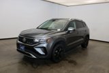 Used 2022 Volkswagen Taos SE image 2