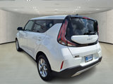 Used 2023 Kia Soul LX w/ LX Technology Package image 3