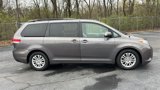Used 2013 Toyota Sienna XLE image 3