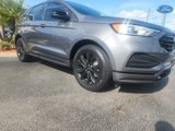 Used 2023 Ford Edge SE w/ Black Appearance Package image 3