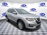 Used 2018 Nissan Rogue SV image 2