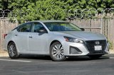 Used 2024 Nissan Altima 2.5 SV image 2
