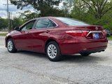 Used 2017 Toyota Camry LE image 5