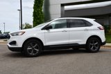 Used 2022 Ford Edge SEL w/ Sport Appearance Package image 2