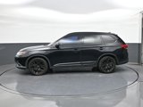 Used 2018 Mitsubishi Outlander SE image 4
