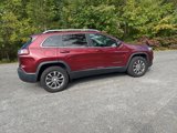 Used 2019 Jeep Cherokee Latitude Plus image 2