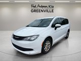 Used 2017 Chrysler Pacifica Touring image 6