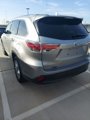 Used 2015 Toyota Highlander Limited image 3