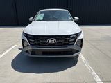 New 2025 Hyundai Tucson SE image 2
