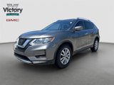 Used 2020 Nissan Rogue SV image 2