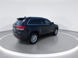 Used 2019 Jeep Grand Cherokee Laredo image 3