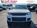 New 2025 Jeep Grand Cherokee L Laredo image 2