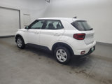 Used 2020 Hyundai Venue SE image 3