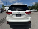 Used 2019 Toyota Highlander LE image 3