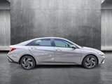 New 2025 Hyundai Elantra SEL image 4
