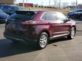 Used 2021 Ford Edge SEL w/ Convenience Package image 4