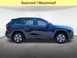 Used 2022 Toyota RAV4 XLE image 4