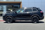 Used 2020 Jeep Cherokee Latitude Plus image 5