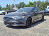Used 2018 Ford Fusion SE image 3